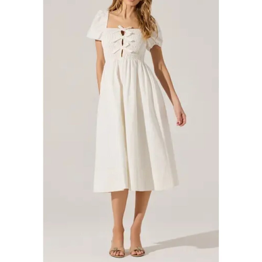 ASTR the Label Bow Detail Smock Bodice Cotton Blend Dress in White Size Medium